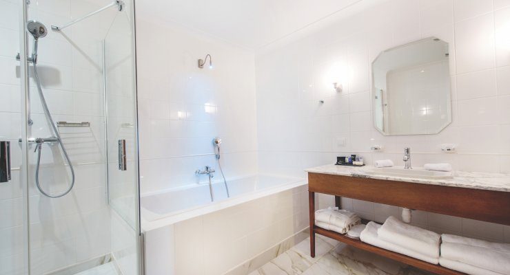 Історична аура