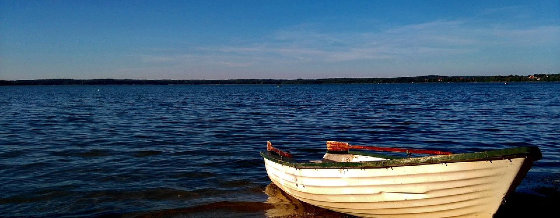 Mazury o poranku – jak rozpocząć dzień w pięknej scenerii jezior i lasów