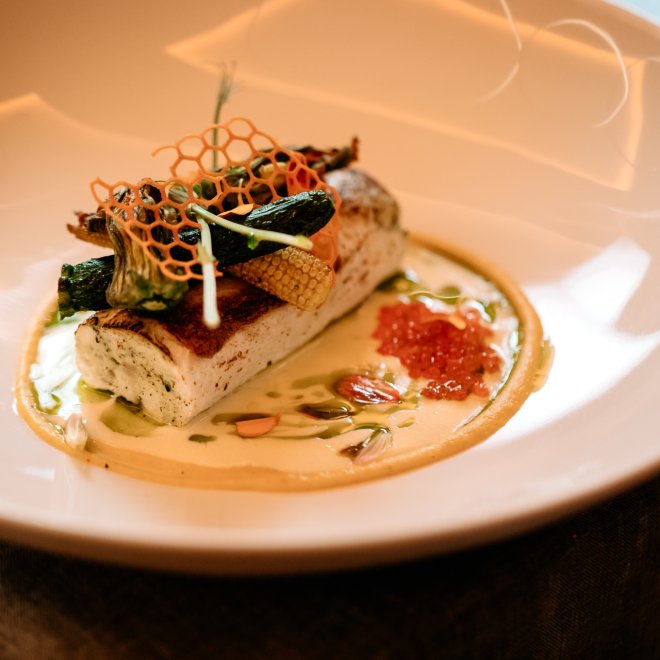 Golden Bar & Bistro