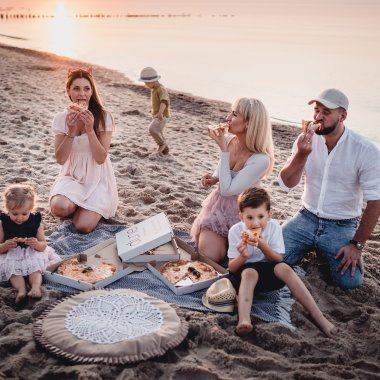 Long weekends and holidays