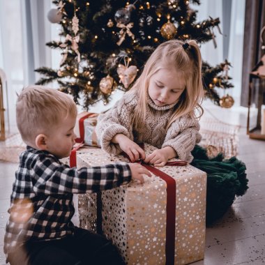 Long weekends and holidays