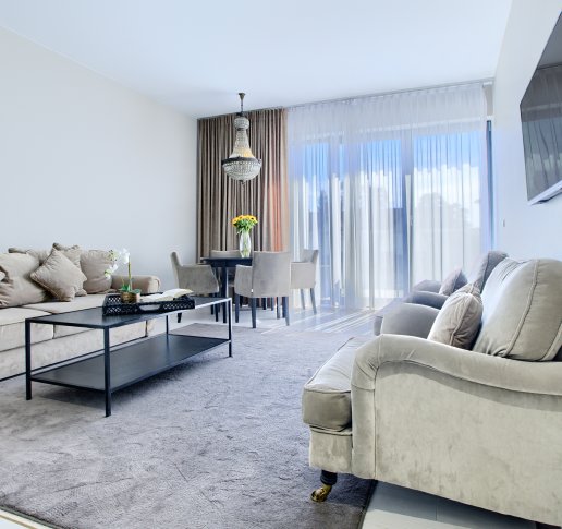 APARTAMENT Z POŁUDNIOWYM TARASEM