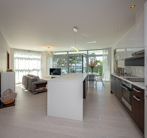 APARTMENT WITH A SOUTH-FACING TERRACE