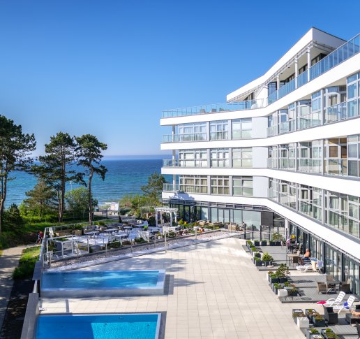 APARTMENT WITH A SOUTH-FACING TERRACE