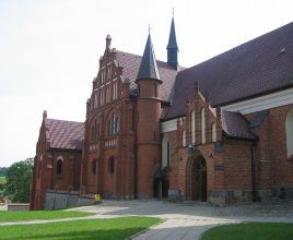 Mary's sanctuary in Gietrzwałd (15 km from the hotel)