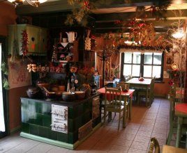 Karczma Warmińska w Gietrzwałdzie (15 km od hotelu) 
