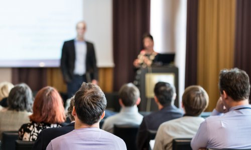 Konferencje w hotelu na topie