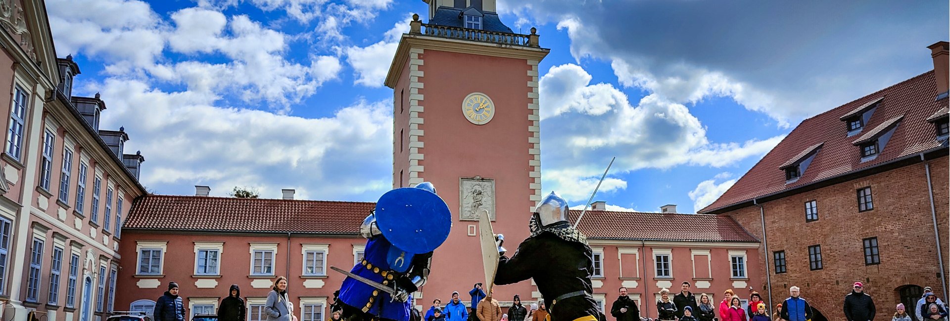 Gry dworskie i zabawy rycerskie