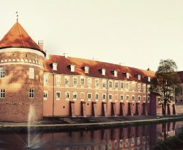 Defensive walls and land planning of the city