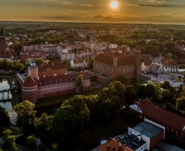 Mury obronne i układ przestrzenny miasta