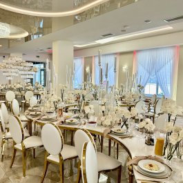 Klara Ballroom - White&Gold