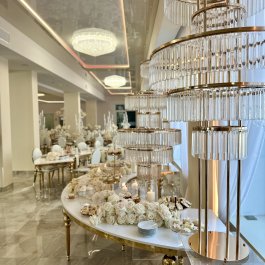 Klara Ballroom - White&Gold