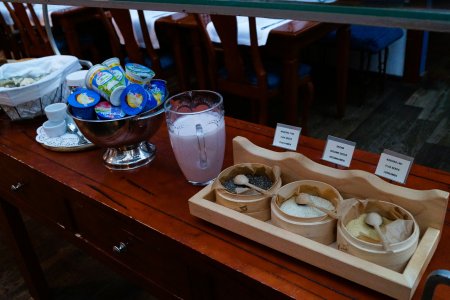 Business breakfasts