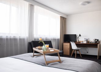 Apartament z jednym podwójnym łóżkiem i sofą
