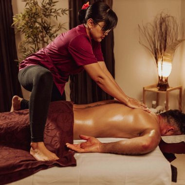 MASAŻE ORIENTALNE 
