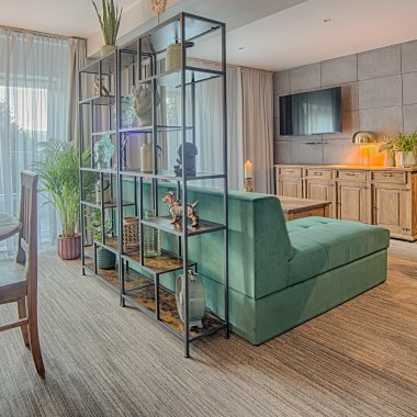 Apartament z kominkiem