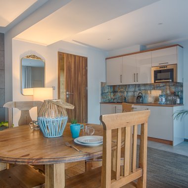 Apartament z kominkiem