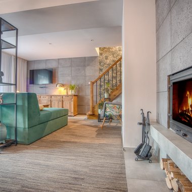 Apartament z kominkiem