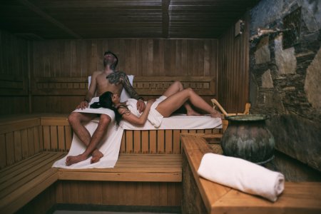 Verlobung mit Blick auf die Liebe
