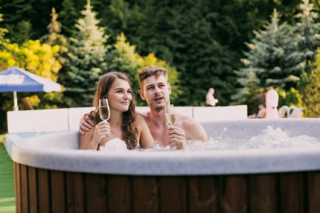 Verlobung mit Blick auf die Liebe