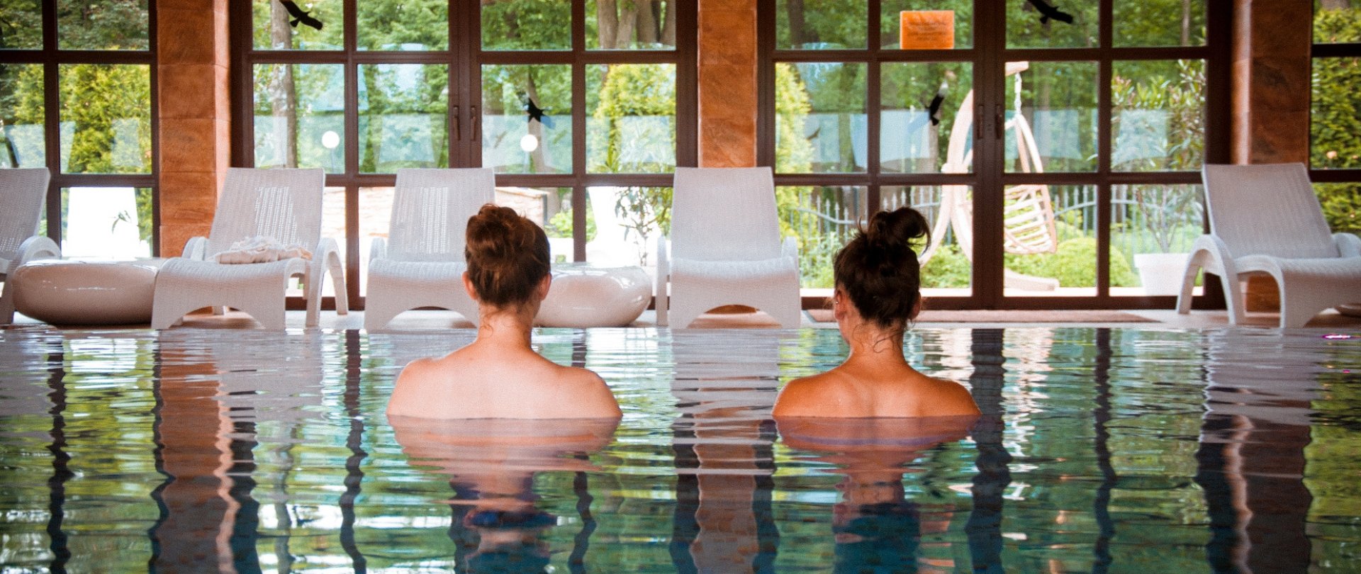 SESJA DO MAJOWEGO WYDANIA MAGAZYNU PLAYBOY W MANOR HOUSE SPA