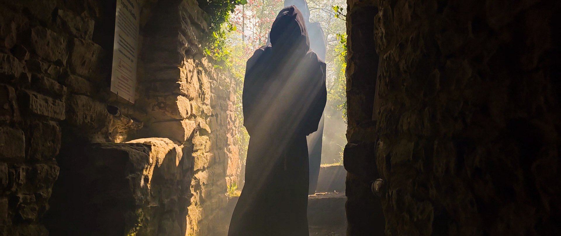 Ucieczka z lochów - gra integracyjna z zagadkami 