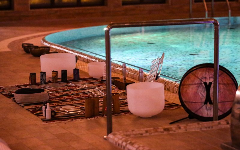 Nocny koncert na Misy i Kamertony wraz z Mantrowaniem w basenie