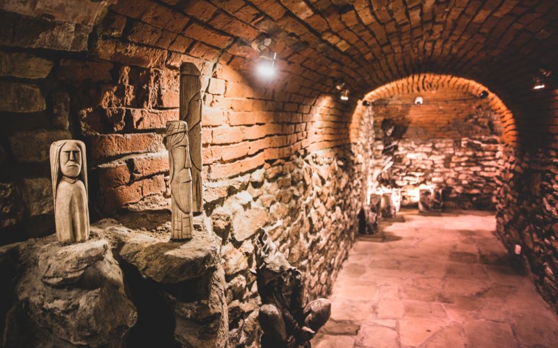 Wystawa rzeźb Bogów i Bożków Słowiańskich 