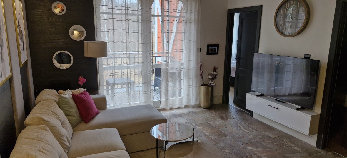 Premium Plus Deluxe z 2 sypialniami oraz salonem