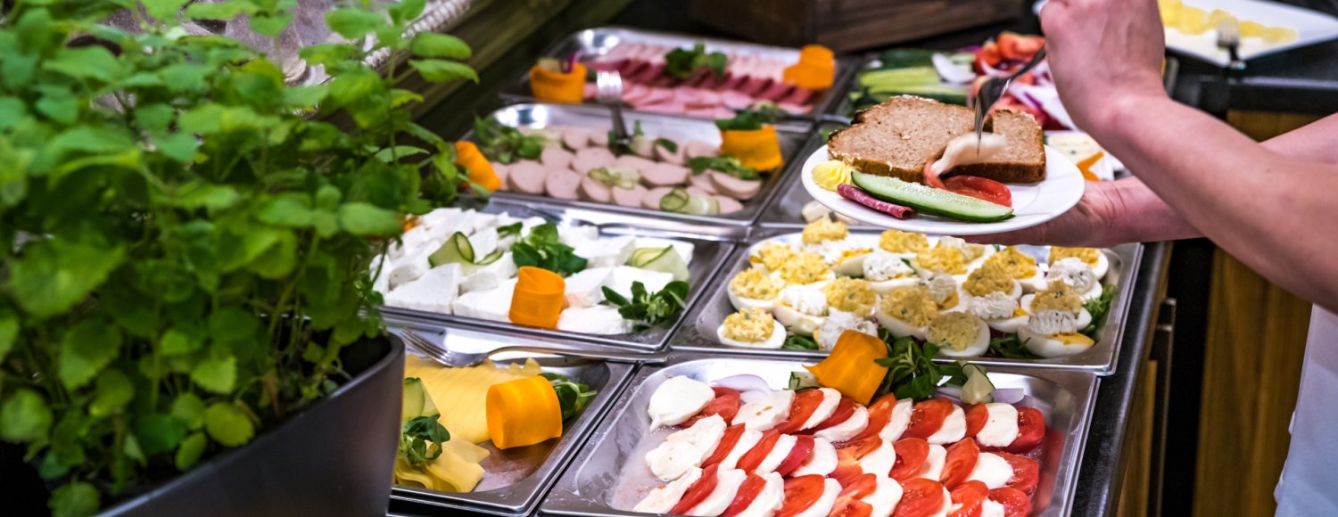 POZNAJ NASZĄ RESTAURACJĘ