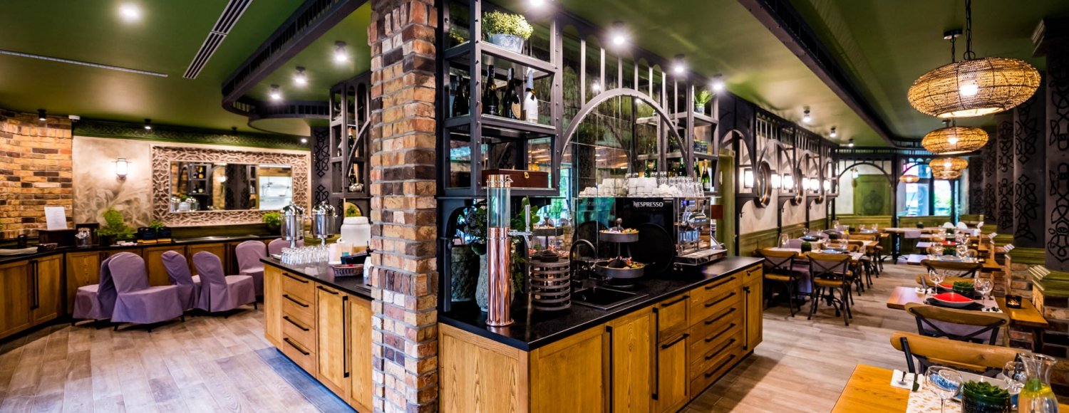 POZNAJ NASZĄ RESTAURACJĘ