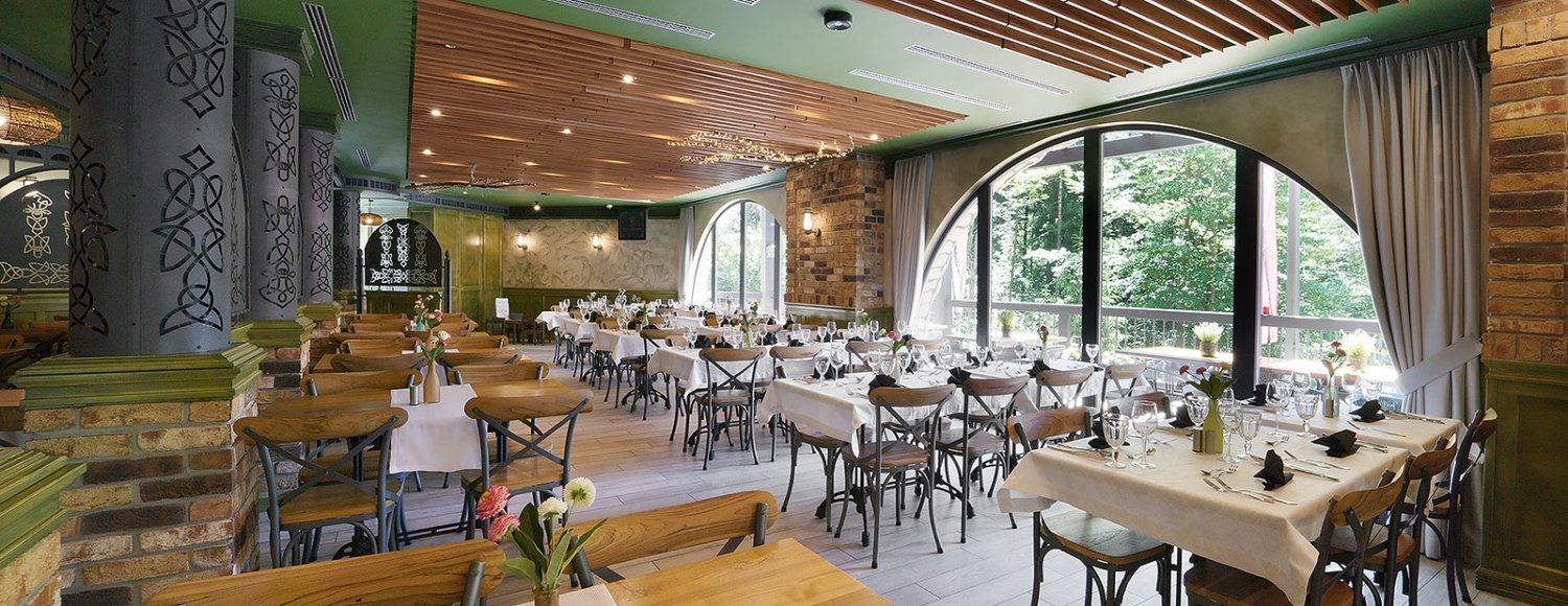 POZNAJ NASZĄ RESTAURACJĘ