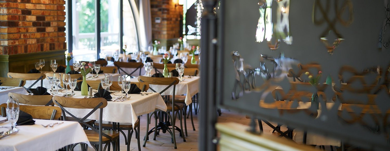 POZNAJ NASZĄ RESTAURACJĘ