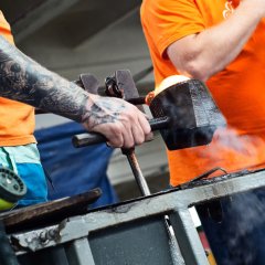 Odkryj tajniki tworzenia szkła