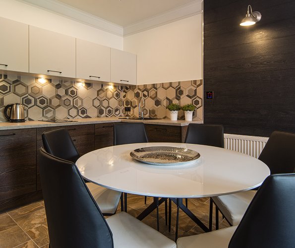 Apartment Nr. 3 <br> Villa Borgund (orange)