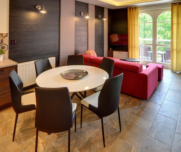 Apartment Nr. 3 <br> Villa Borgund (orange)