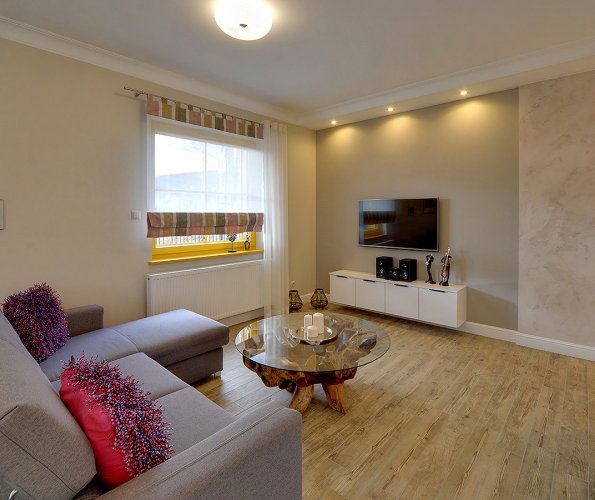 Apartment Nr. 2 <br> Villa Torpo (blau)