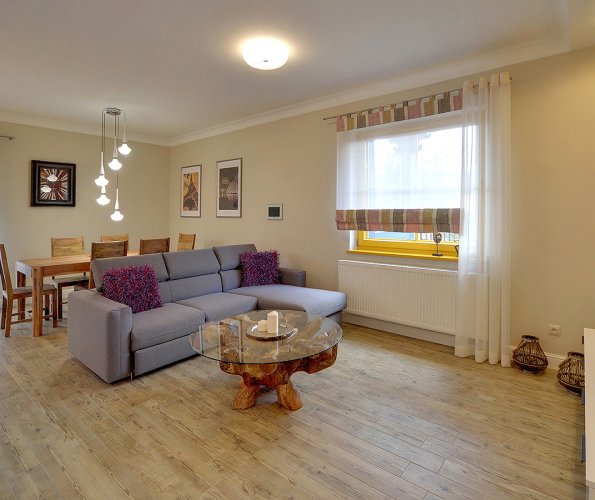 Apartment Nr. 2 <br> Villa Torpo (blau)