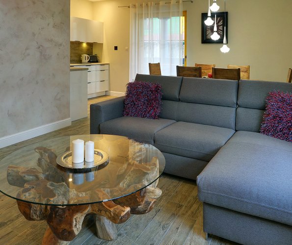 Apartment Nr. 2 <br> Villa Torpo (blau)