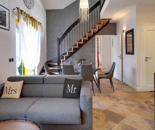 Apartment Nr. 12 <br> Villa Kvernes (grün)