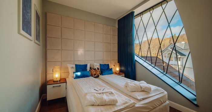 Penthouse Cristal mit 2 Schlafzimmern und Balkon