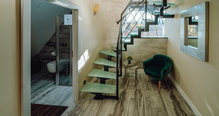 Penthouse Cristal mit 2 Schlafzimmern und Balkon