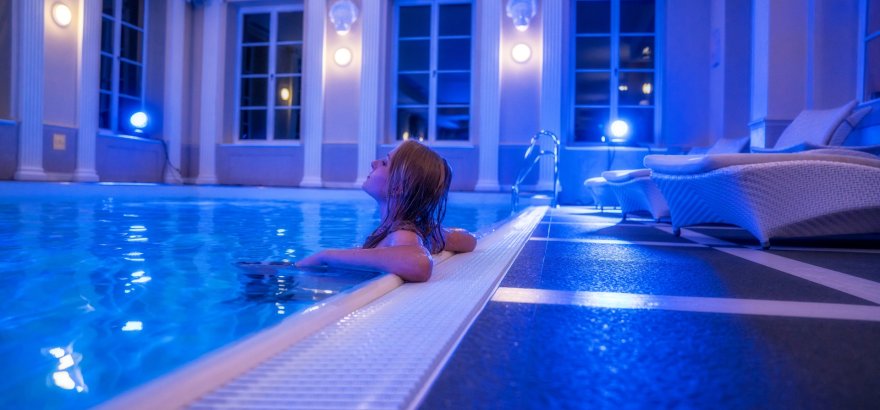 Bezpieczny brodzik &ndash; pierwszy basen Twojego dziecka