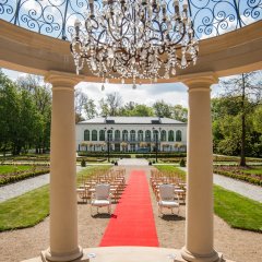 Ślub kościelny w plenerze - organizacja bez dodatkowych formalności