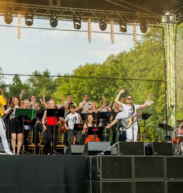 Wspomnienia wcześniejszych koncertów w Małej Wsi