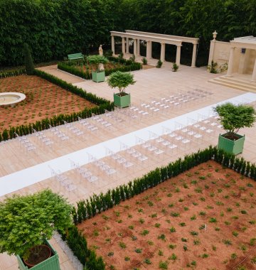 The Fountain Garden – a spectacular effect.