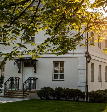 4 zalety wyjazdu do luksusowego podmiejskiego hotelu na weekend