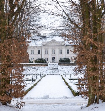 Dlaczego warto spędzić Święta Bożego Narodzenia w Pałacu w Małej Wsi?