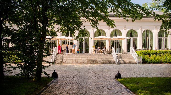 Nowa Oranżeria - cudowne miejsce na przyjęcia