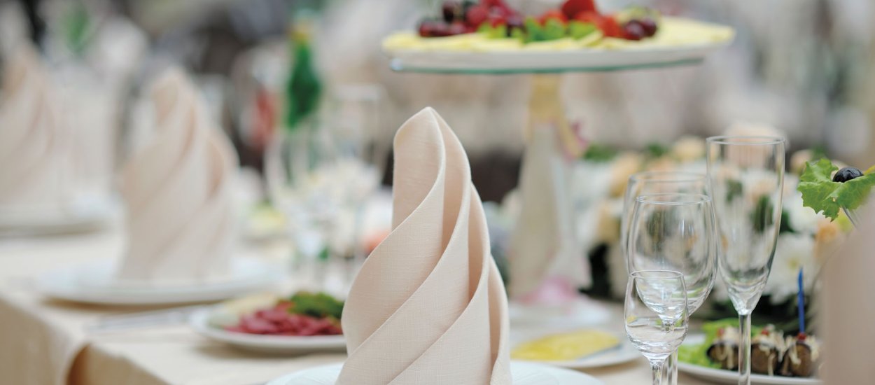 Raum - <br> und Tischdekoration